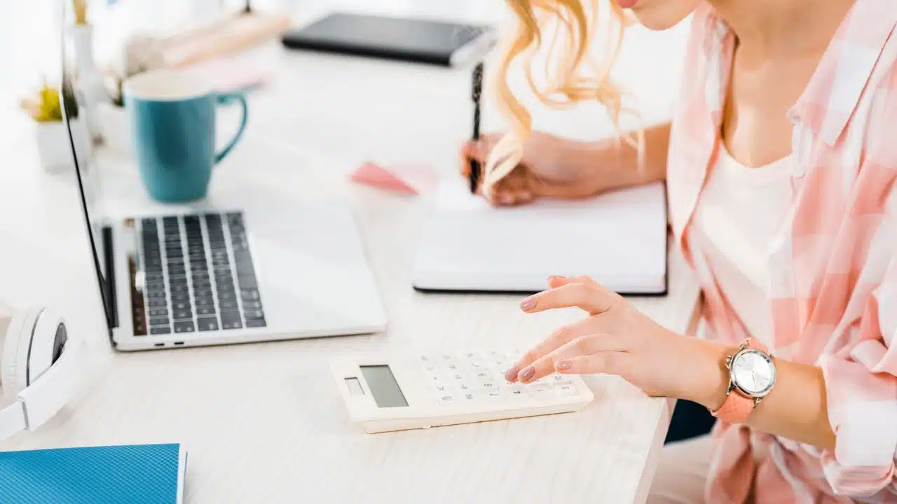 woman with calculator